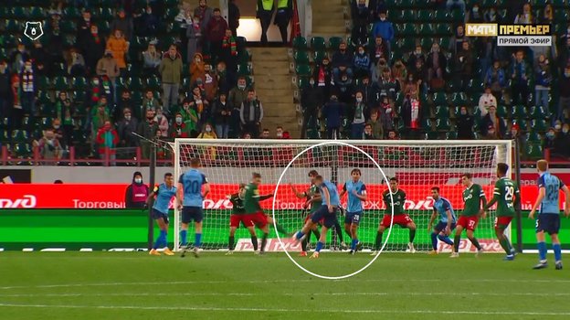 24 октября. Москва. «Локомотив» — «Ротор» — 1:2. Отмена гола Олега Кожемякина. 24 октября. Москва. «Локомотив» — «Ротор» — 1:2. Отмена гола Олега Кожемякина.