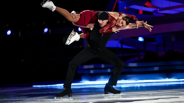 Регина Тодоренко и Роман Костомаров. Фото Дарья Исаева, «СЭ» / Canon EOS-1D X Mark II Регина Тодоренко и Роман Костомаров. Фото Дарья Исаева, «СЭ» / Canon EOS-1D X Mark II