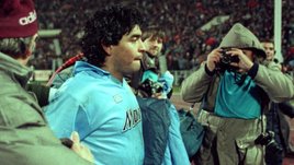 Марадоне — 60! Черчесов поздравляет Диего, и вспоминает, как «Спартак» обыграл «Наполи», а аргентинец не смог забить