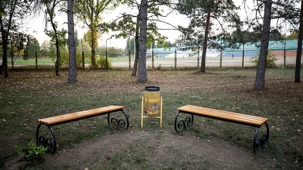 Стадион «Труд». Фото Дарья Исаева, «СЭ» / Canon EOS-1D X Mark II Стадион «Труд». Фото Дарья Исаева, «СЭ» / Canon EOS-1D X Mark II