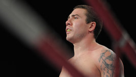 Российский боксер избил коллегу в поезде. Пострадавший впал в кому