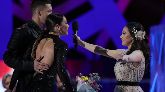 Шоу «Ледниковый период». Шестой выпуск. Ольга Бузова, Дмитрий Соловьев и Алина Загитова. Фото Александр Федоров, «СЭ» / Canon EOS-1D X Mark II Шоу «Ледниковый период». Шестой выпуск. Ольга Бузова, Дмитрий Соловьев и Алина Загитова. Фото Александр Федоров, «СЭ» / Canon EOS-1D X Mark II