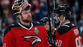 «Хоккей останавливать нельзя. Людям будет скучно». Большое интервью Игоря Бобкова