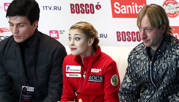 8 ноября. Казань. Алена Косторная после выступления.