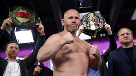 «Подарил ему сумку из змеи или крокодила. А он говорит: «Серега, а купи сумку и моей жене». Харитонов — откровенно о Яндиеве