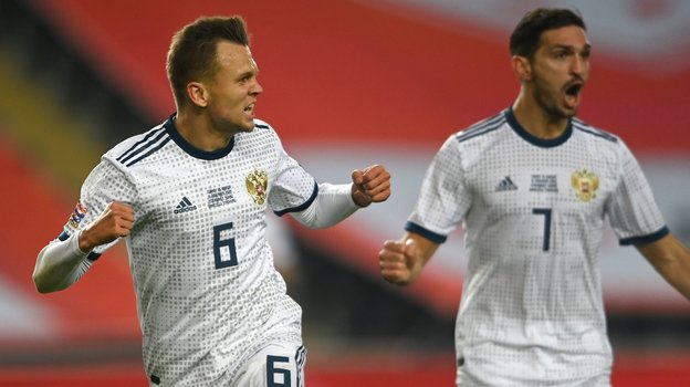 15 ноября. Стамбул. Турция — Россия — 3:2. Денис Черышев и Магомед Оздоев. Фото AFP 15 ноября. Стамбул. Турция — Россия — 3:2. Денис Черышев и Магомед Оздоев. Фото AFP