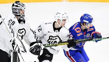 «Трактор» обыграл СКА и вышел в лидеры Восточной конференции КХЛ.
