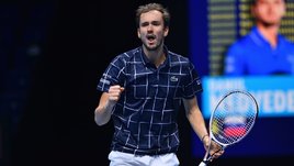 Медведев ломает традиции. Россиянин вынес Надаля!