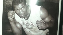 В 11 лет Тайсон весил 79 кг и избил взрослого мужчину. Он погнался за Майком, когда тот стащил у его матери кошелек