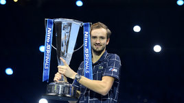 Медведев — король королей. Даниил покорил Итоговый турнир