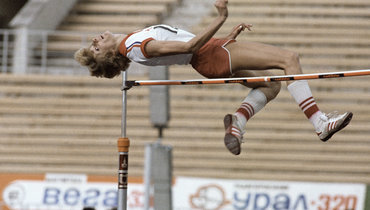 «Хотелось пробить дырку в горле и вставить туда трубку». Из-за «короны» легенда нашего спорта была одной ногой на том свете