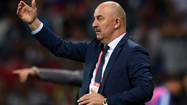 Черчесов давал интервью для игроков. Внешний мир ему безразличен