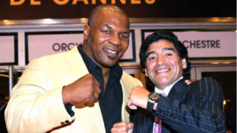 «Мы с тобой эксцентричные». Тайсон уважал Марадону и даже гулял по Бразилии в футболке с его фамилией