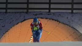 Логинов — и пустота. Российские биатлонисты начали сезон по классике