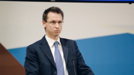 У ВФЛА третий президент подряд — не из легкой атлетики. Им все равно, за кого голосовать?