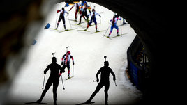 Кубок мира по биатлону: Россия ворвалась в четверку в женской эстафете. Онлайн