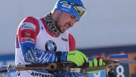 Проклятие деревянной медали. Логинов сплоховал на стойке в эстафете