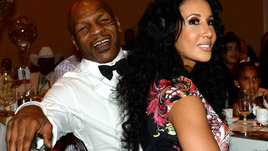 «Молодым я смотрел на них как на предмет наслаждения. Сейчас —  как на своих учителей». Майк Тайсон —  от альфача до подкаблучника