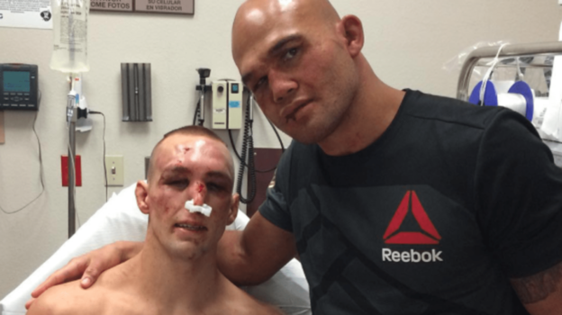 Рори Макдональд и Робби Лоулер. Фото USA Today Sports Рори Макдональд и Робби Лоулер. Фото USA Today Sports