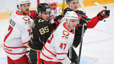 8 декабря. Балашиха. «Авангард» — «Автомобилист» — 3:1. Команда из Екатеринбурга потерпела девятое поражение подряд.