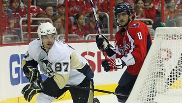 Александр Овечкин и Сидни Кросби: битва хет-триков.