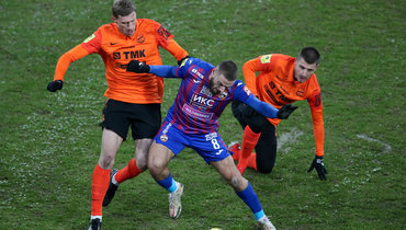 13 декабря. Москва. ЦСКА — «Урал» — 2:2. Павел Погребняк и Никола Влашич.