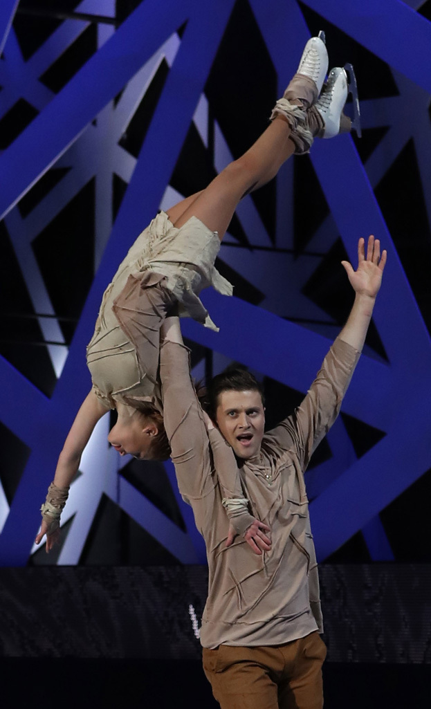 Ольга Кузьмина и Александр Энберт. Фото Александр Федоров, «СЭ» / Canon EOS-1D X Mark II Ольга Кузьмина и Александр Энберт. Фото Александр Федоров, «СЭ» / Canon EOS-1D X Mark II