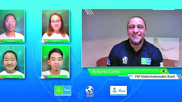 На этот раз 40 Юных журналистов из более чем 30 стран вошли в состав онлайн-пресс-центра. Фото media.footballforfriendship.com На этот раз 40 Юных журналистов из более чем 30 стран вошли в состав онлайн-пресс-центра. Фото media.footballforfriendship.com