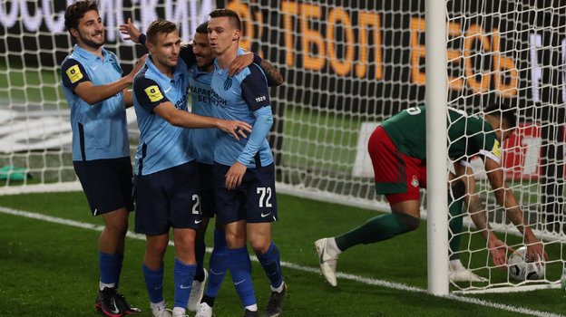 24 октября. Москва. «Локомотив» — «Ротор» — 1:2. Фото Александр Федоров, «СЭ» / Canon EOS-1D X Mark II 24 октября. Москва. «Локомотив» — «Ротор» — 1:2. Фото Александр Федоров, «СЭ» / Canon EOS-1D X Mark II