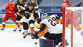 Непонятные мучения с заурядным соперником. Штанга, перекладина и вратарь спасли Россию от глобального позора