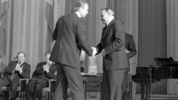 Январь 1980 года. Москва. Валентин Сыч и Константин Бесков. Фото Сергей Колганов Январь 1980 года. Москва. Валентин Сыч и Константин Бесков. Фото Сергей Колганов