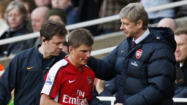 Андрей Аршавин и Арсен Венгер. Фото AFP Андрей Аршавин и Арсен Венгер. Фото AFP