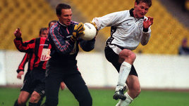 «Зачем он поливает меня грязью?!» Шанталосов ответил Шамханову по «сдаче» игры «Спартаку»