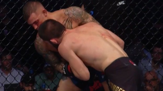 Дастин Порье и Хабиб Нурмагомедов. Дастин Порье и Хабиб Нурмагомедов.