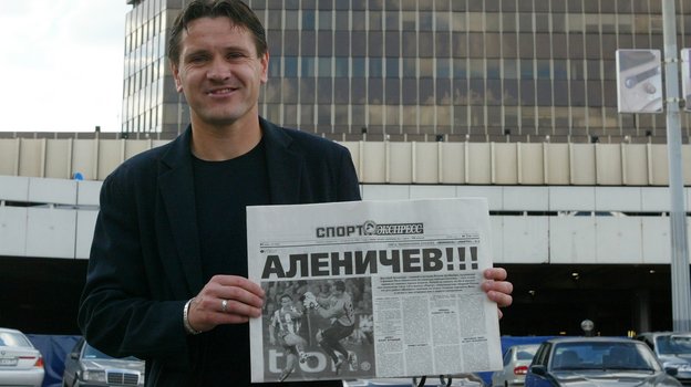 27 мая 2004 года. Шереметьево. Дмитрий Аленичев. Фото Алексей Иванов 27 мая 2004 года. Шереметьево. Дмитрий Аленичев. Фото Алексей Иванов