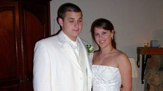 Дастин Порье (слева). Дастин Порье (слева).