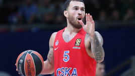 Американец Джеймс обиделся на ЦСКА и, возможно, подрался на тренировке. Лучший снайпер Евролиги близок к увольнению