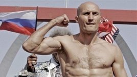 «В Америке очень слабые тренеры. У них если ты талантливый — пролезешь. Если нет — значит, дебил»