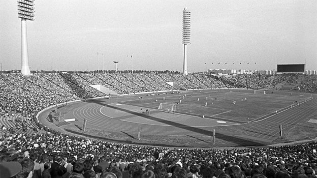 Стадион имени Кирова. Фото ТАСС Стадион имени Кирова. Фото ТАСС