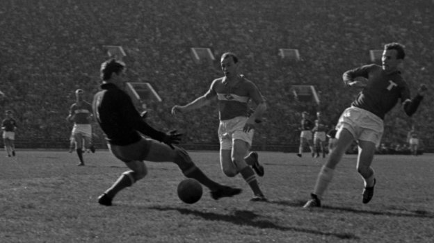 Валентин Иванов (справа). Фото Олег Неелов Валентин Иванов (справа). Фото Олег Неелов