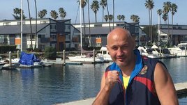 «В Голливуде много бомжей и наркоманов, грязно, грабят банки. Но начинаю восхищаться Америкой». Кармазин — откровенно о жизни в США