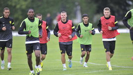 «После новости о подписании Денисова Халк и Витсель позвонили Это'О и Диарра сказать, что он расист». 3-я часть суперэксклюзива об «Анжи»