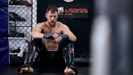 Волков лучше всех в UFC вскрывает блок соперника. Его панчи проникают, как нож