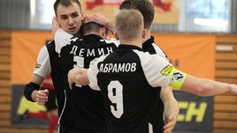 «Синара» громит чемпиона и выходит в лидеры