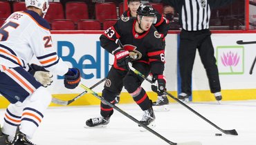 Евгений Дадонов.