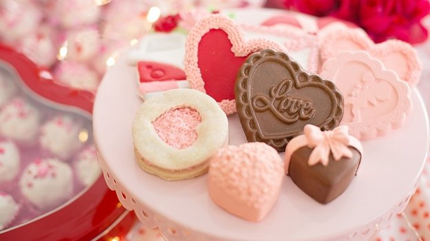 Что подарить на День святого Валентина. Что подарить на День святого Валентина.