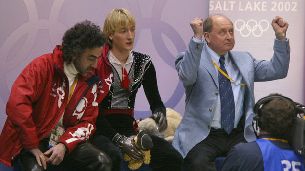 14 февраля 2002 года. Солт-Лейк-Сити. Евгений Плющенко с хореографом Давидом Авдышем (слева) и тренером Алексеем Мишиным. Фото Александр Федоров, «СЭ» / Canon EOS-1D X Mark II 14 февраля 2002 года. Солт-Лейк-Сити. Евгений Плющенко с хореографом Давидом Авдышем (слева) и тренером Алексеем Мишиным. Фото Александр Федоров, «СЭ» / Canon EOS-1D X Mark II