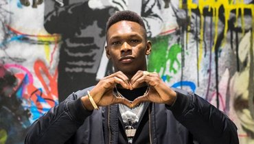 Исраэль Адесанья.