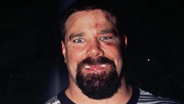 Дэвид «Танк» Эбботт.