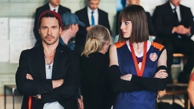 Павел Деревянко во время съемок сериала «Дылды». Фото СТС Павел Деревянко во время съемок сериала «Дылды». Фото СТС